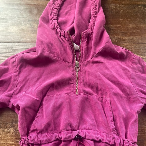 Pouch Pocket Dress - Picture 2 of 3